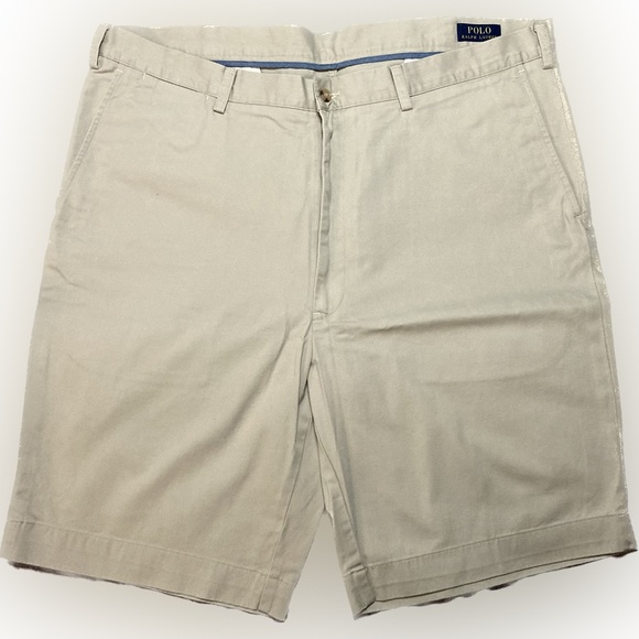 Men's Classic Fit, Khaki Polo Shorts, Size 42T - Picture 1 of 2